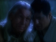 extant_StarTrek_VOY_5x19-TheFight_02645.jpg