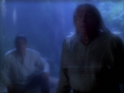 extant_StarTrek_VOY_5x19-TheFight_02672.jpg