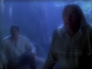 extant_StarTrek_VOY_5x19-TheFight_02674.jpg