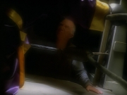 extant_StarTrek_VOY_5x19-TheFight_02708.jpg
