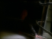 extant_StarTrek_VOY_5x19-TheFight_02732.jpg