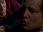 extant_StarTrek_VOY_5x19-TheFight_02769.jpg