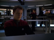 Filename=extant_StarTrek_VOY_5x19-TheFight_02818.jpg
Filesize=162KiB
Dimensions=1200x900
Date added=Nov 21, 2019 extant_StarTrek_VOY_5x19-TheFight_02818.jpg