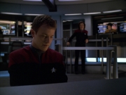 Filename=extant_StarTrek_VOY_5x19-TheFight_02826.jpg
Filesize=154KiB
Dimensions=1200x900
Date added=Nov 21, 2019 extant_StarTrek_VOY_5x19-TheFight_02826.jpg