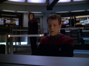 Filename=extant_StarTrek_VOY_5x19-TheFight_02838.jpg
Filesize=157KiB
Dimensions=1200x900
Date added=Nov 21, 2019 extant_StarTrek_VOY_5x19-TheFight_02838.jpg