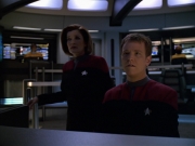 Filename=extant_StarTrek_VOY_5x19-TheFight_02880.jpg
Filesize=165KiB
Dimensions=1200x900
Date added=Nov 21, 2019 extant_StarTrek_VOY_5x19-TheFight_02880.jpg