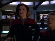 Filename=extant_StarTrek_VOY_5x19-TheFight_02885.jpg
Filesize=161KiB
Dimensions=1200x900
Date added=Nov 21, 2019 extant_StarTrek_VOY_5x19-TheFight_02885.jpg