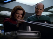 Filename=extant_StarTrek_VOY_5x19-TheFight_02985.jpg
Filesize=162KiB
Dimensions=1200x900
Date added=Nov 21, 2019 extant_StarTrek_VOY_5x19-TheFight_02985.jpg