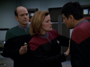 Filename=extant_StarTrek_VOY_5x19-TheFight_03046.jpg
Filesize=149KiB
Dimensions=1200x900
Date added=Nov 21, 2019 extant_StarTrek_VOY_5x19-TheFight_03046.jpg