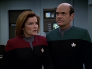 Filename=extant_StarTrek_VOY_5x19-TheFight_03136.jpg
Filesize=129KiB
Dimensions=1200x900
Date added=Nov 21, 2019 extant_StarTrek_VOY_5x19-TheFight_03136.jpg
