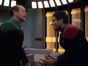 Filename=extant_StarTrek_VOY_5x19-TheFight_03465.jpg
Filesize=176KiB
Dimensions=1200x900
Date added=Nov 21, 2019 extant_StarTrek_VOY_5x19-TheFight_03465.jpg