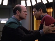 Filename=extant_StarTrek_VOY_5x19-TheFight_03528.jpg
Filesize=175KiB
Dimensions=1200x900
Date added=Nov 21, 2019 extant_StarTrek_VOY_5x19-TheFight_03528.jpg