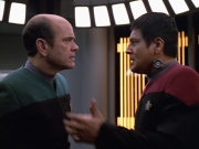 Filename=extant_StarTrek_VOY_5x19-TheFight_03547.jpg
Filesize=170KiB
Dimensions=1200x900
Date added=Nov 21, 2019 extant_StarTrek_VOY_5x19-TheFight_03547.jpg