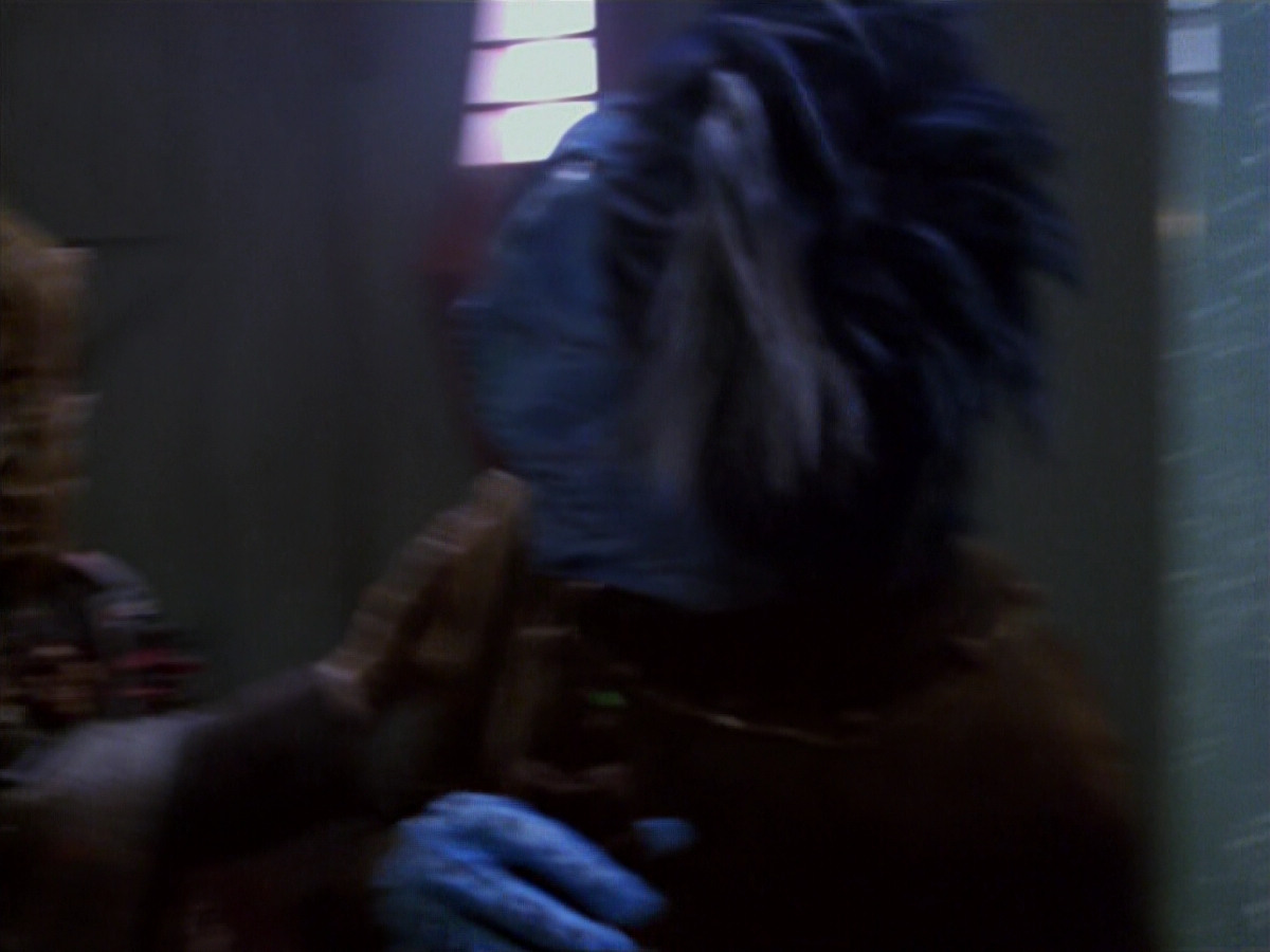 extant_StarTrek_VOY_5x20-ThinkTank_00062.jpg