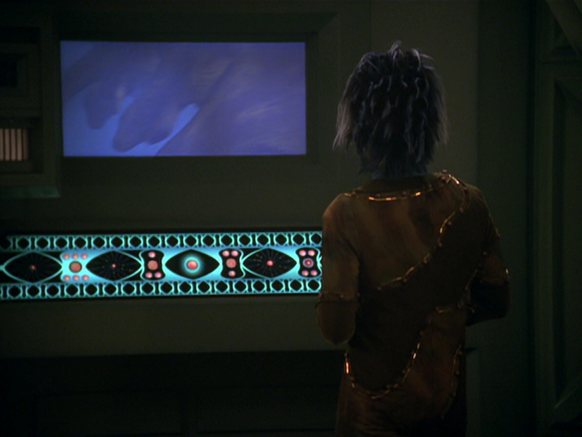 extant_StarTrek_VOY_5x20-ThinkTank_00107.jpg