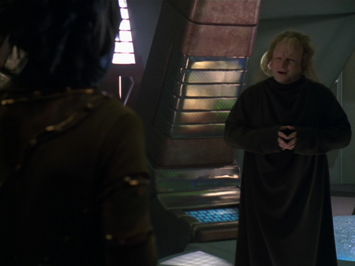 extant_StarTrek_VOY_5x20-ThinkTank_00140.jpg