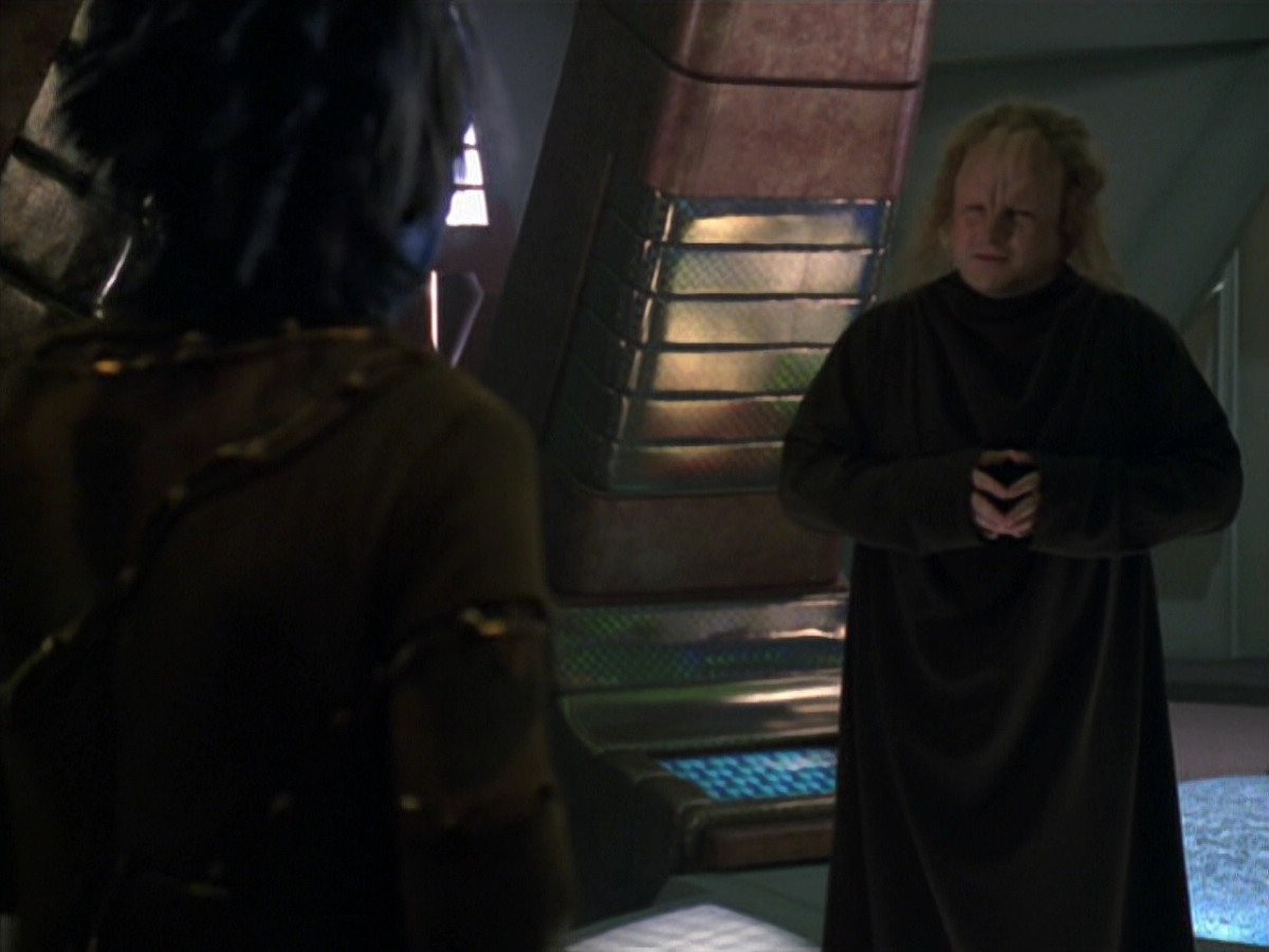 extant_StarTrek_VOY_5x20-ThinkTank_00141.jpg