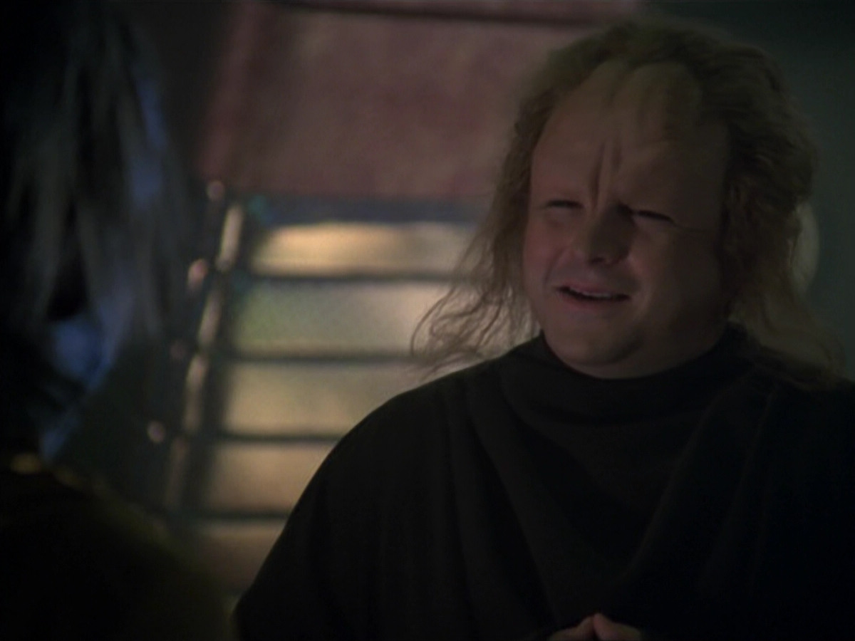 extant_StarTrek_VOY_5x20-ThinkTank_00188.jpg