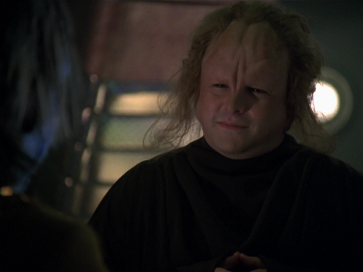extant_StarTrek_VOY_5x20-ThinkTank_00243.jpg