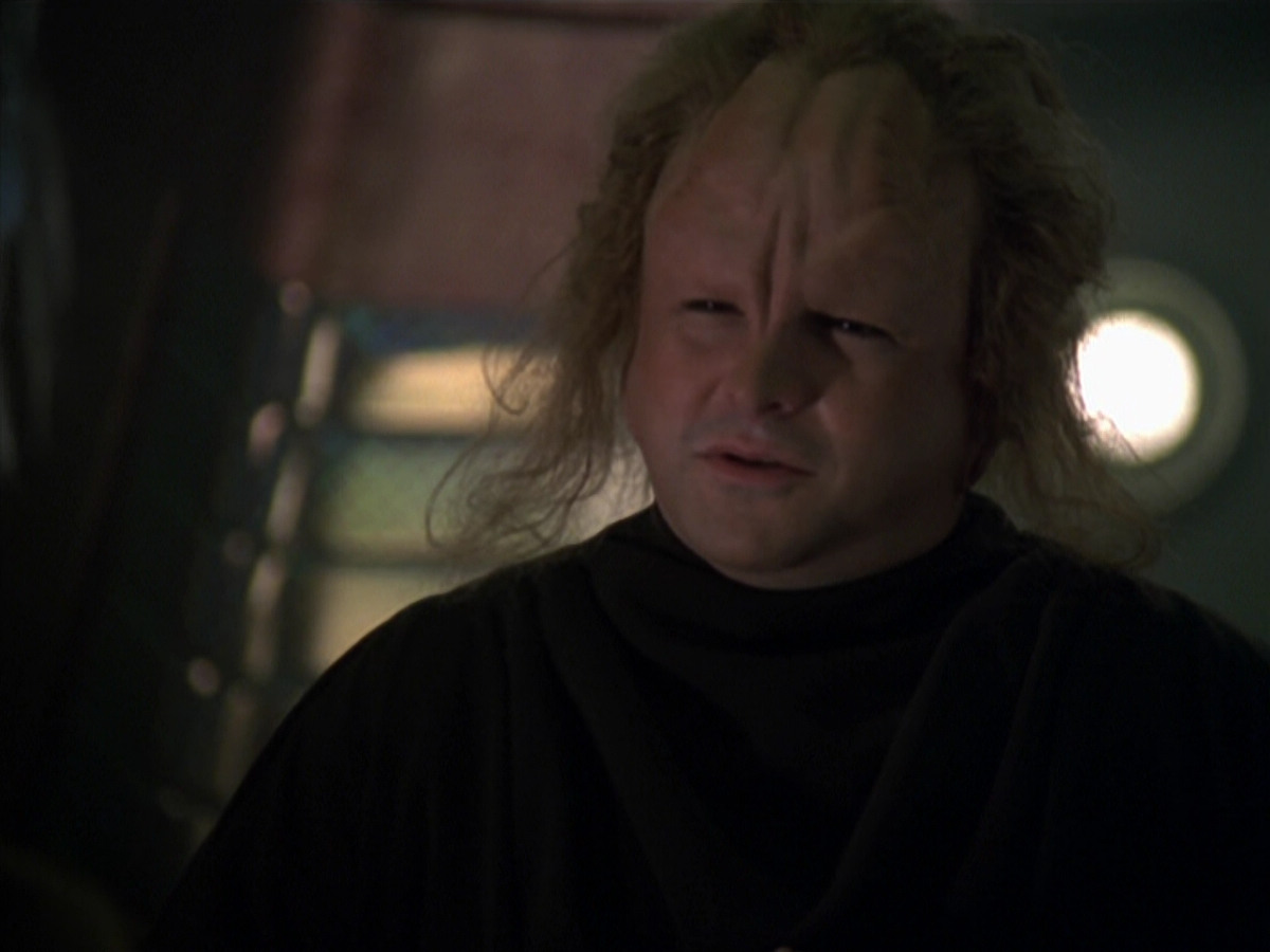 extant_StarTrek_VOY_5x20-ThinkTank_00250.jpg