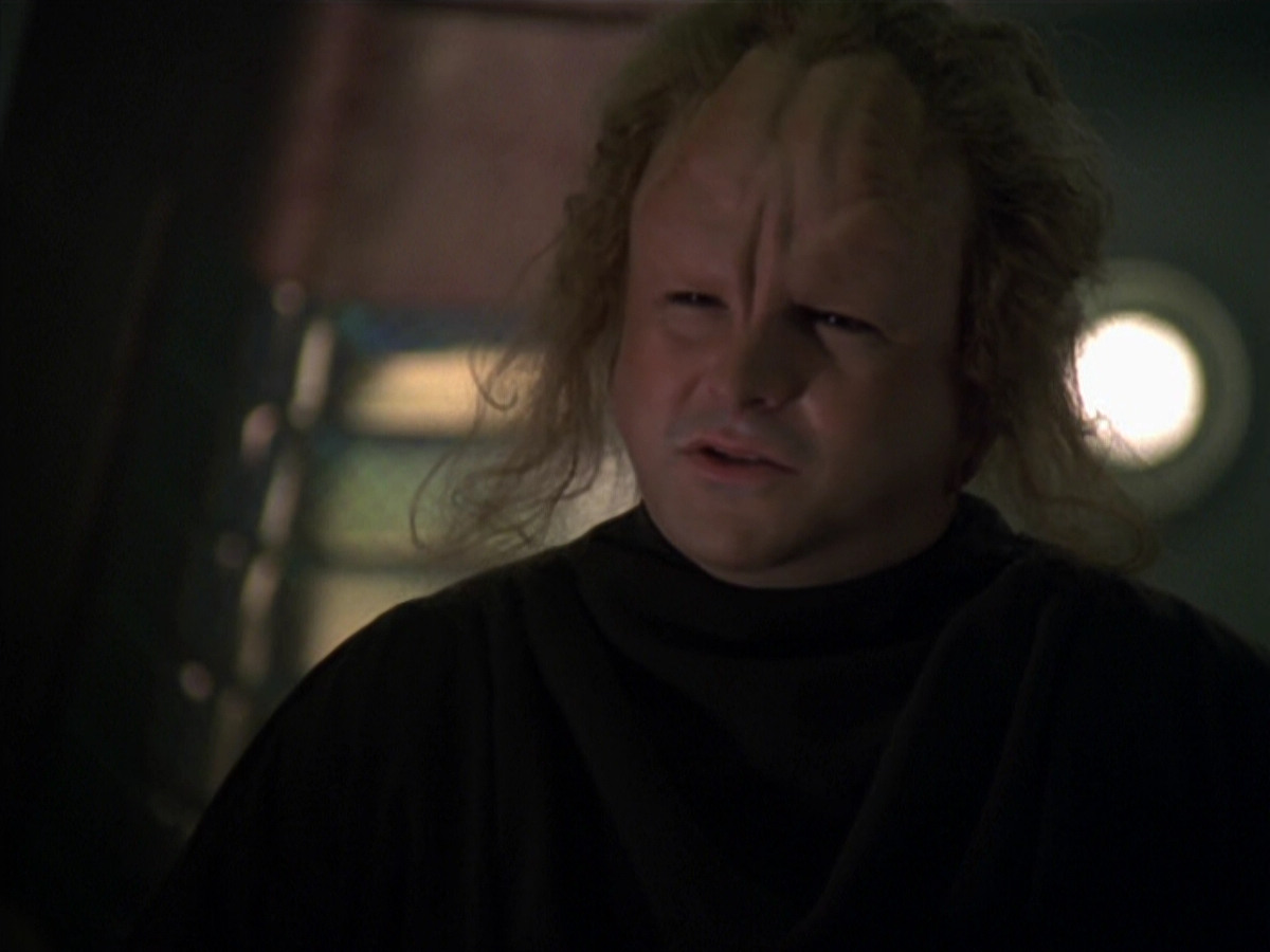 extant_StarTrek_VOY_5x20-ThinkTank_00251.jpg