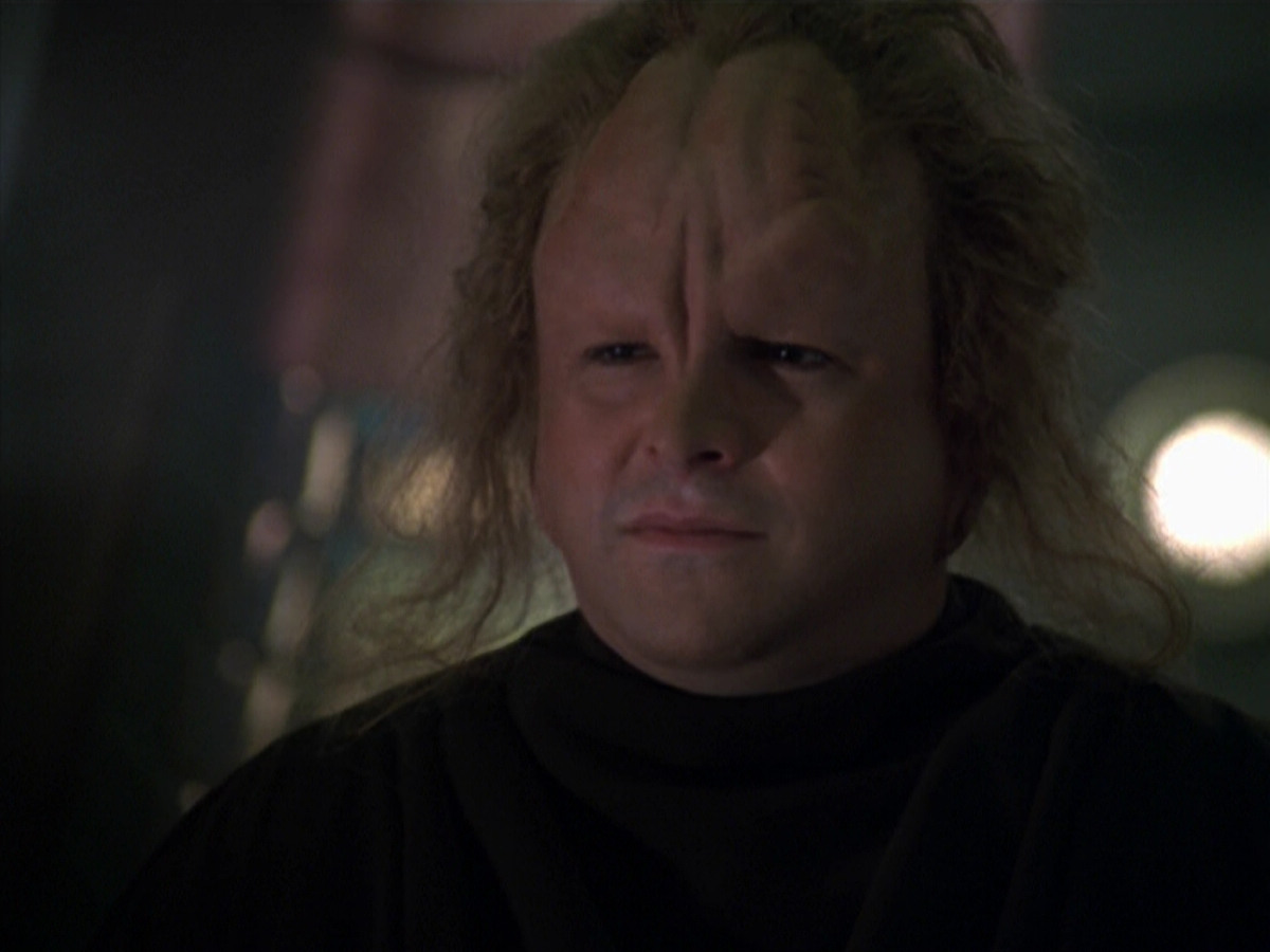 extant_StarTrek_VOY_5x20-ThinkTank_00273.jpg