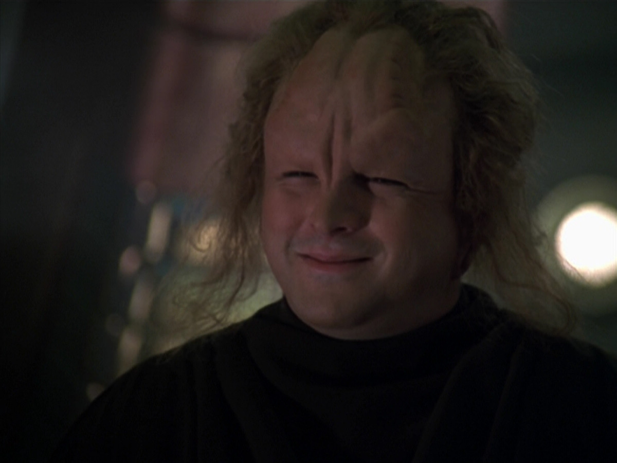 extant_StarTrek_VOY_5x20-ThinkTank_00305.jpg