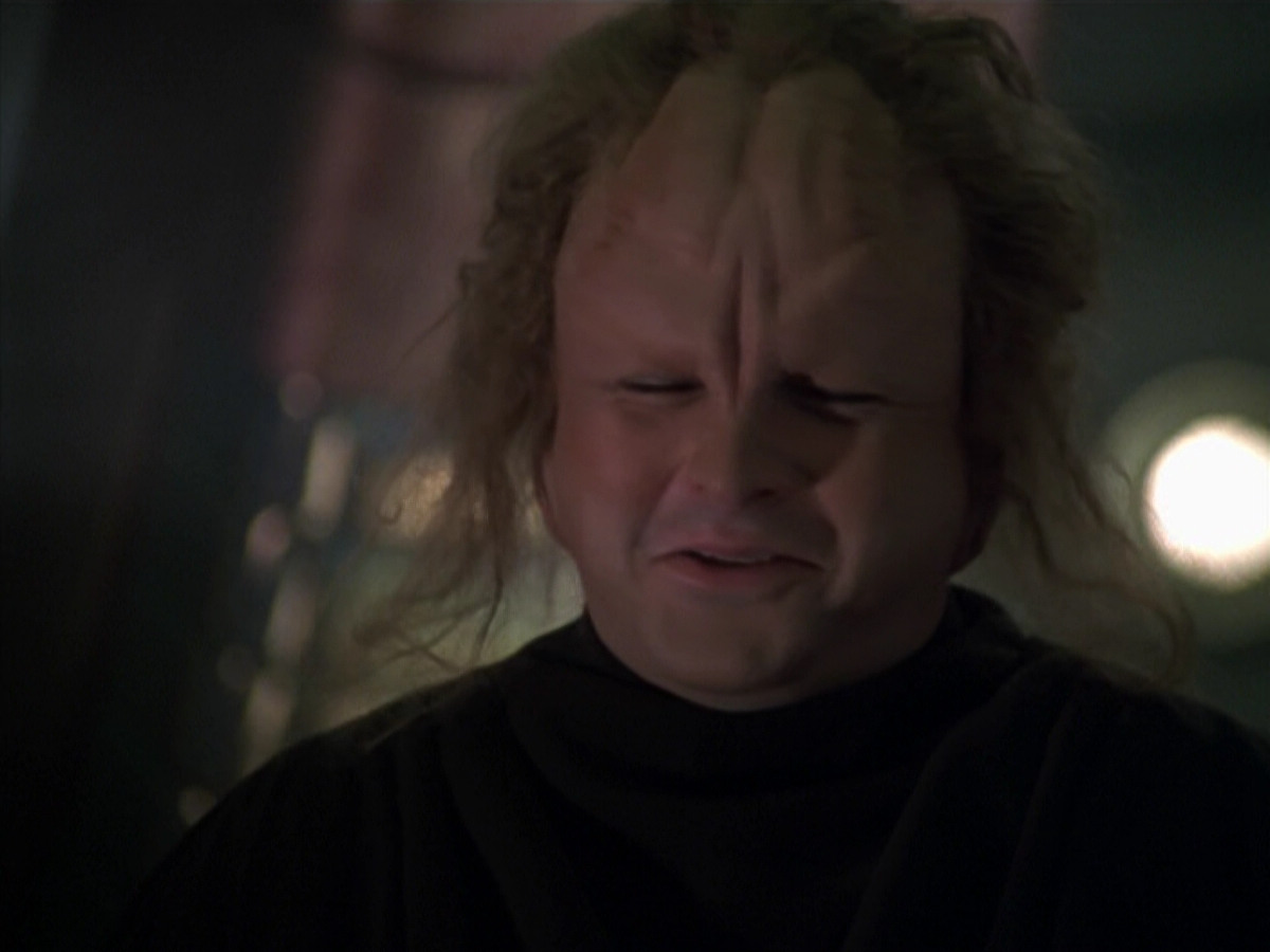extant_StarTrek_VOY_5x20-ThinkTank_00306.jpg