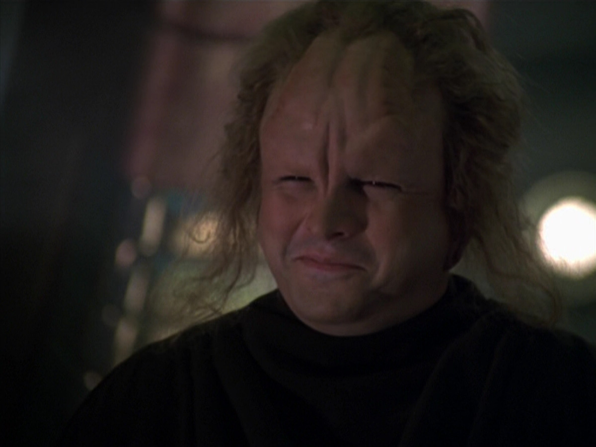 extant_StarTrek_VOY_5x20-ThinkTank_00309.jpg