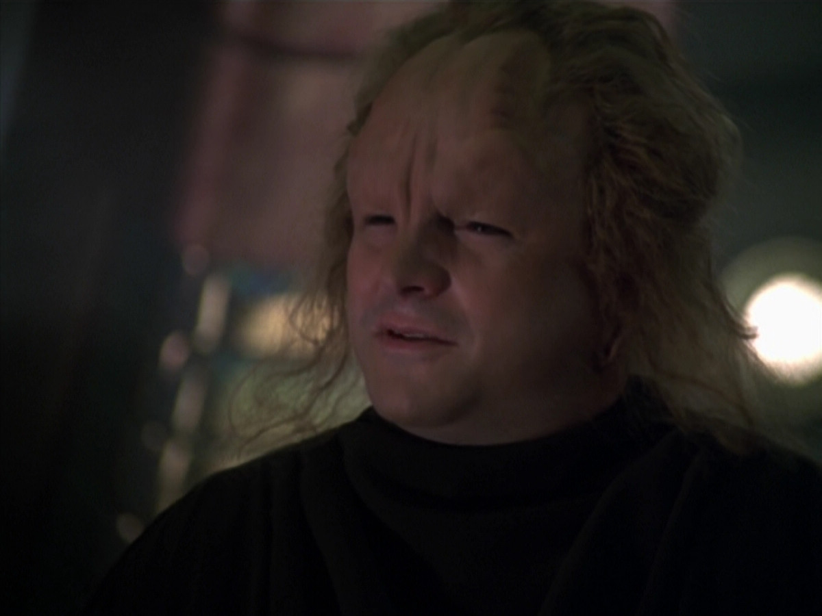 extant_StarTrek_VOY_5x20-ThinkTank_00317.jpg