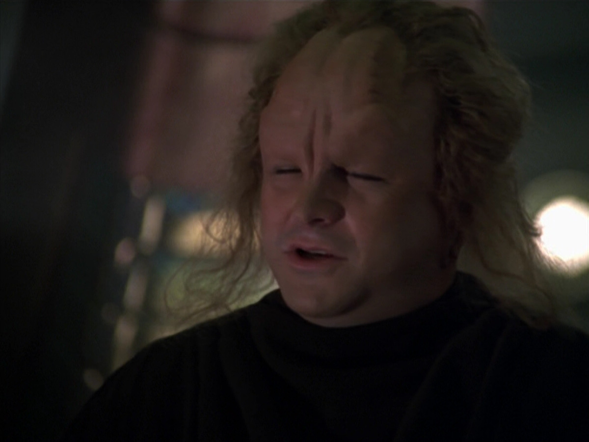extant_StarTrek_VOY_5x20-ThinkTank_00318.jpg