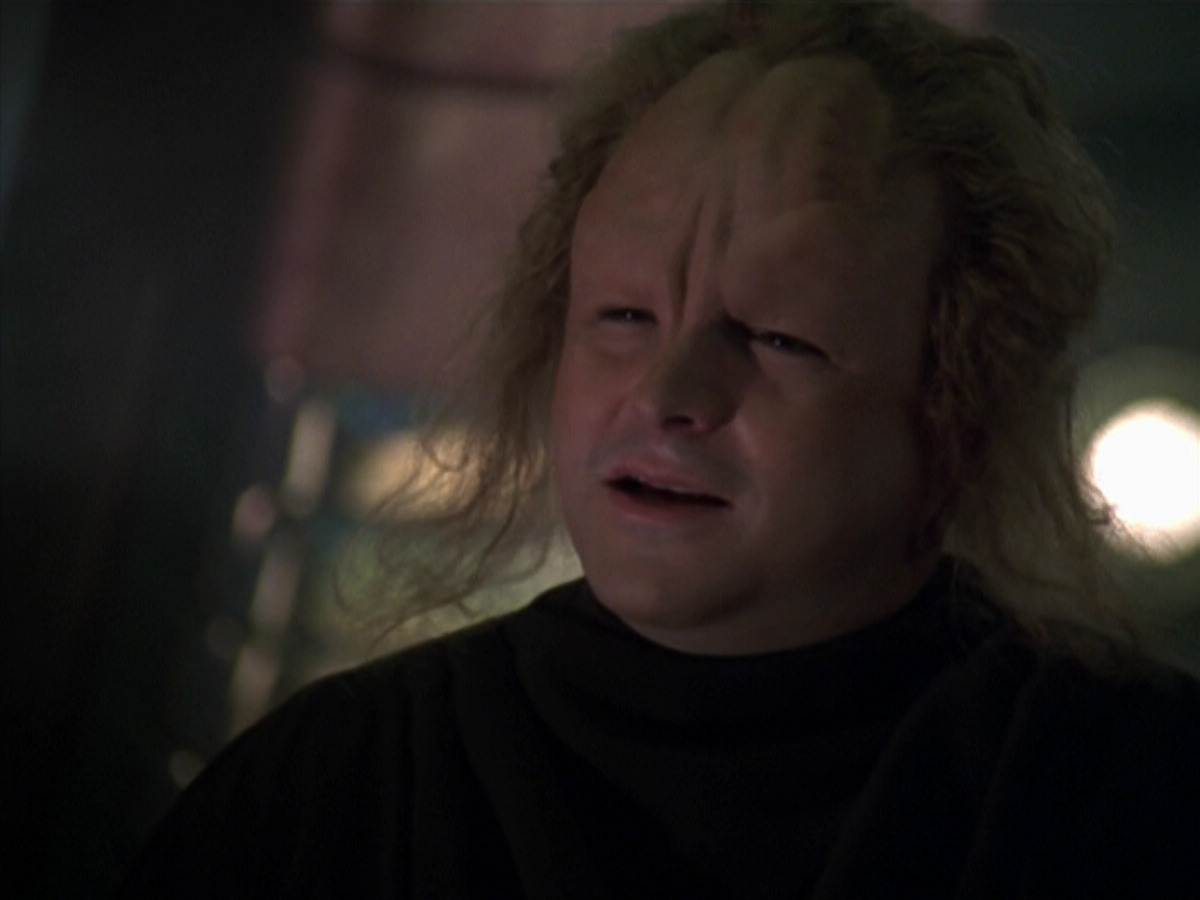 extant_StarTrek_VOY_5x20-ThinkTank_00323.jpg