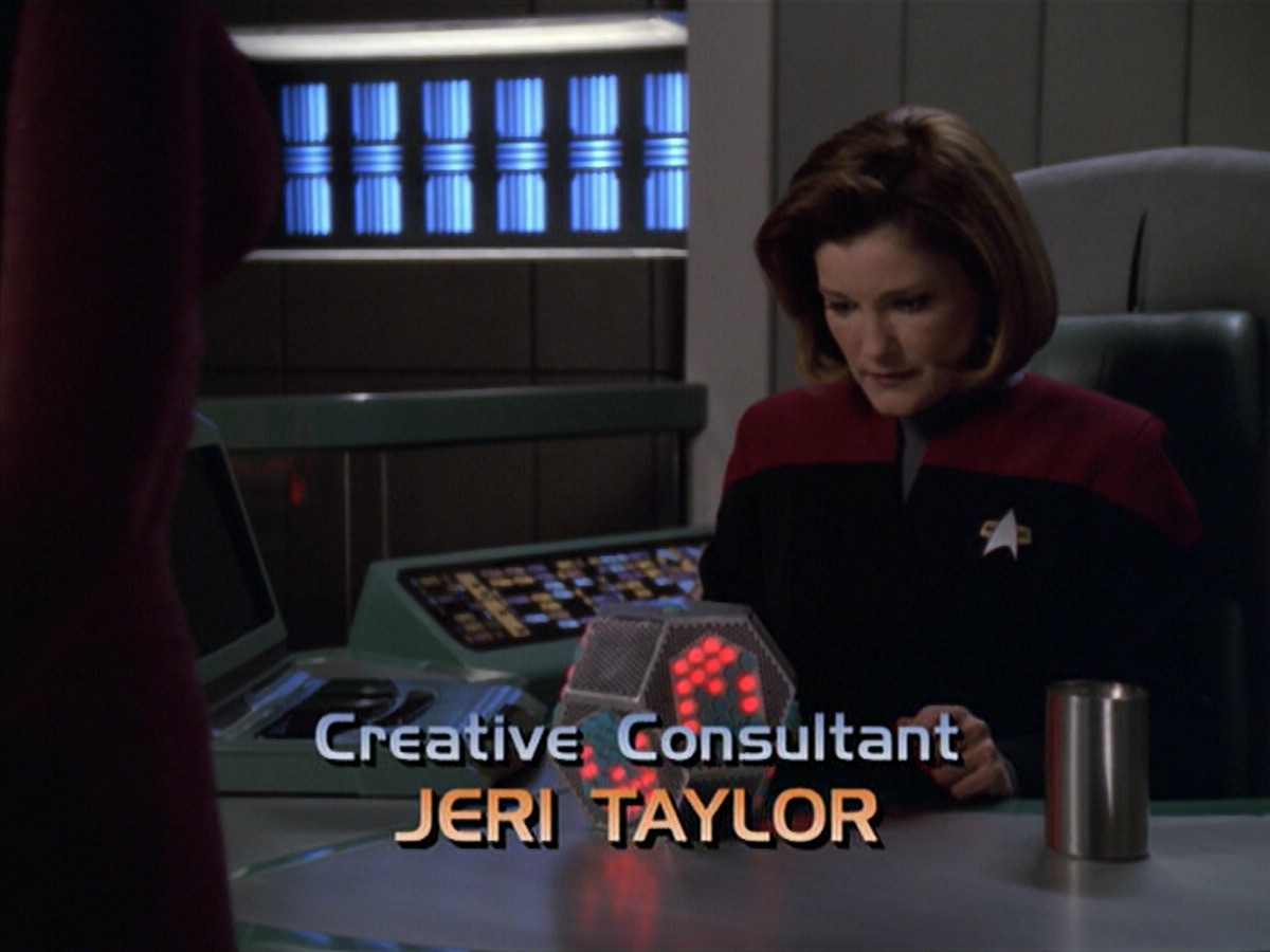 extant_StarTrek_VOY_5x20-ThinkTank_00561.jpg