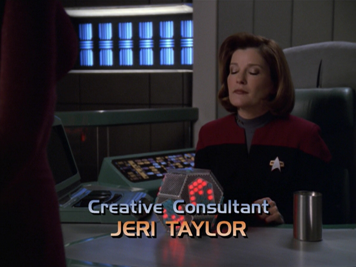 extant_StarTrek_VOY_5x20-ThinkTank_00563.jpg