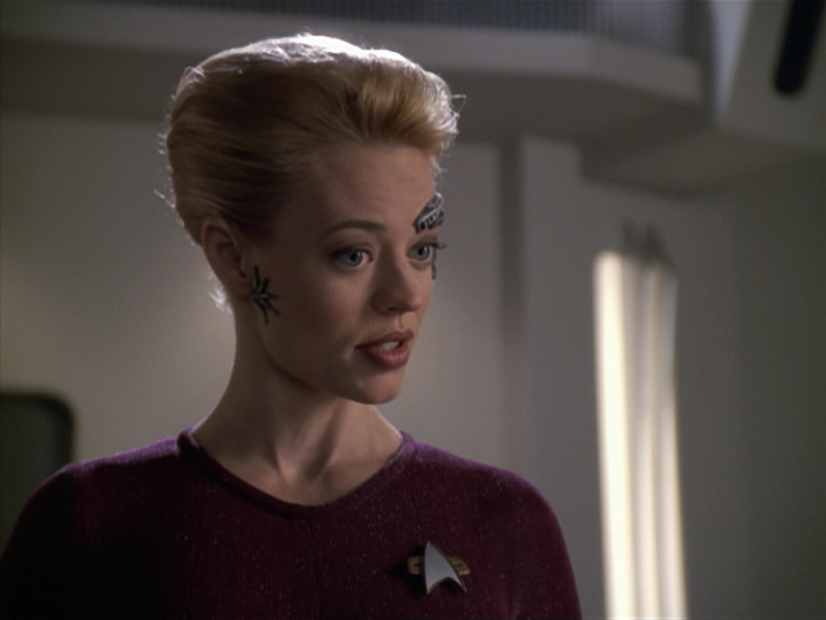 extant_StarTrek_VOY_5x20-ThinkTank_00571.jpg