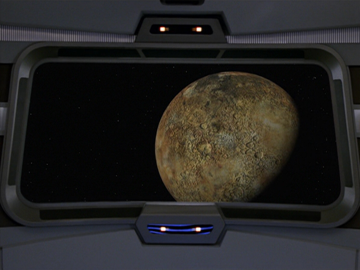extant_StarTrek_VOY_5x20-ThinkTank_00609.jpg