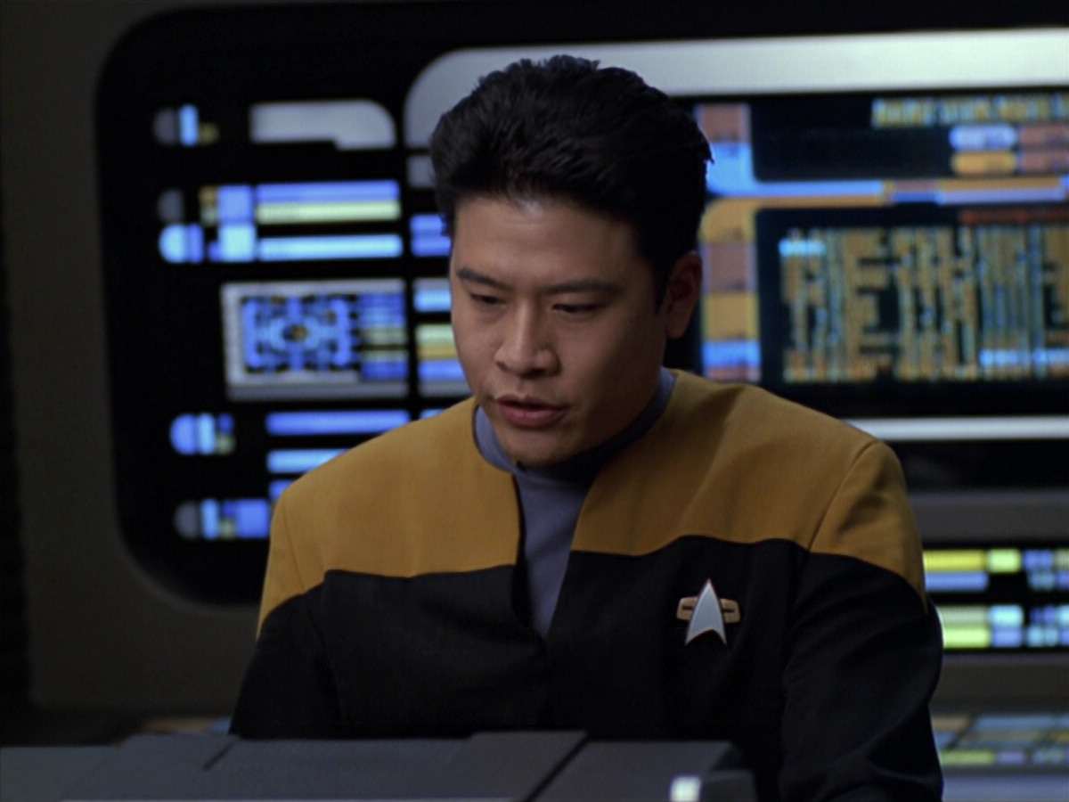 extant_StarTrek_VOY_5x20-ThinkTank_00622.jpg
