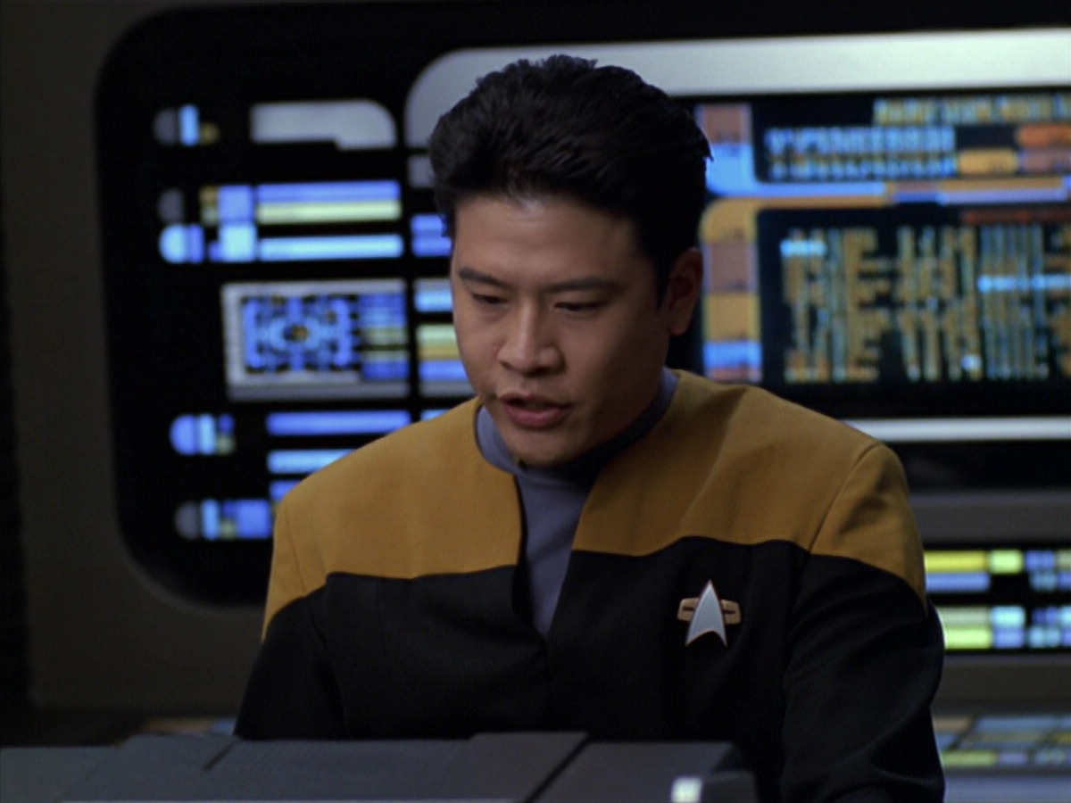 extant_StarTrek_VOY_5x20-ThinkTank_00623.jpg