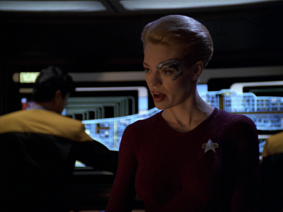 extant_StarTrek_VOY_5x20-ThinkTank_00678.jpg