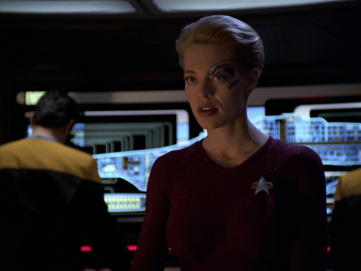 extant_StarTrek_VOY_5x20-ThinkTank_00683.jpg