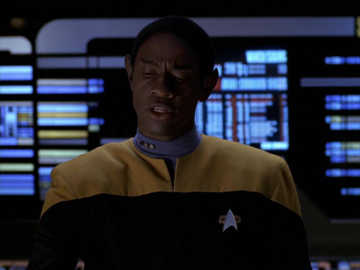 extant_StarTrek_VOY_5x20-ThinkTank_00759.jpg
