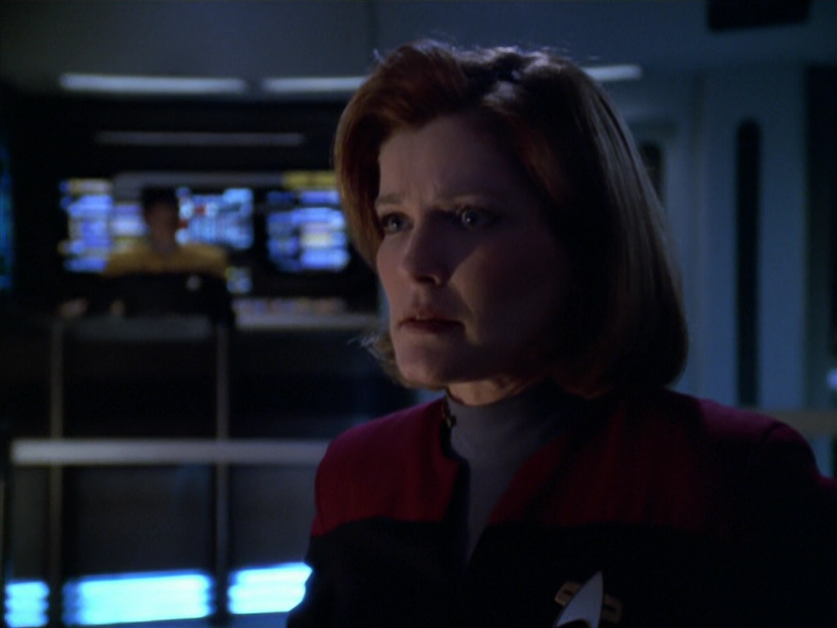 extant_StarTrek_VOY_5x20-ThinkTank_00762.jpg