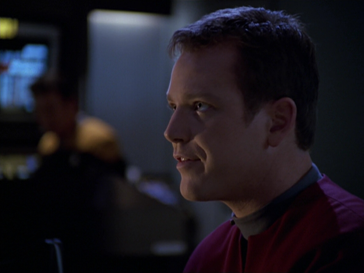 extant_StarTrek_VOY_5x20-ThinkTank_00766.jpg