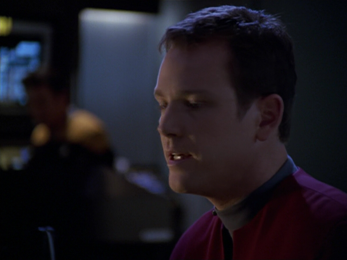 extant_StarTrek_VOY_5x20-ThinkTank_00767.jpg