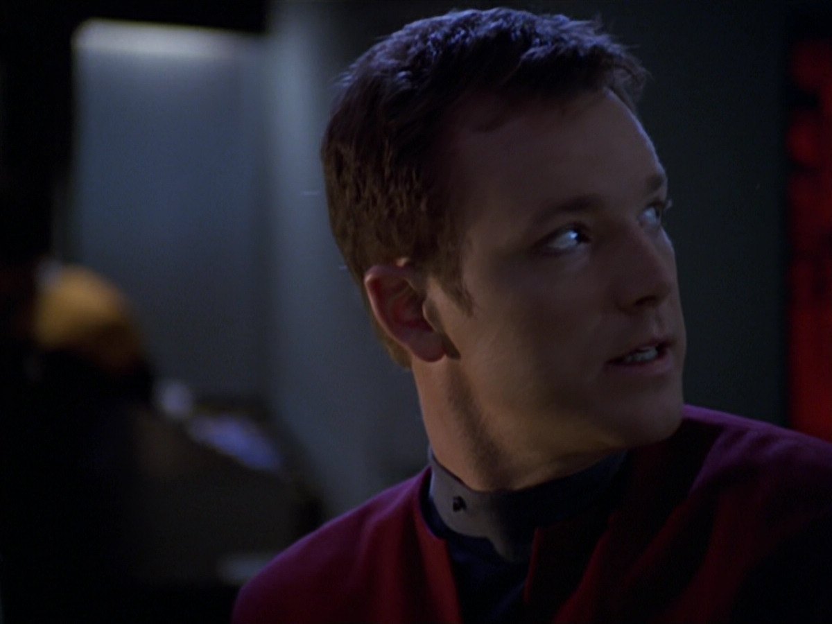extant_StarTrek_VOY_5x20-ThinkTank_00769.jpg