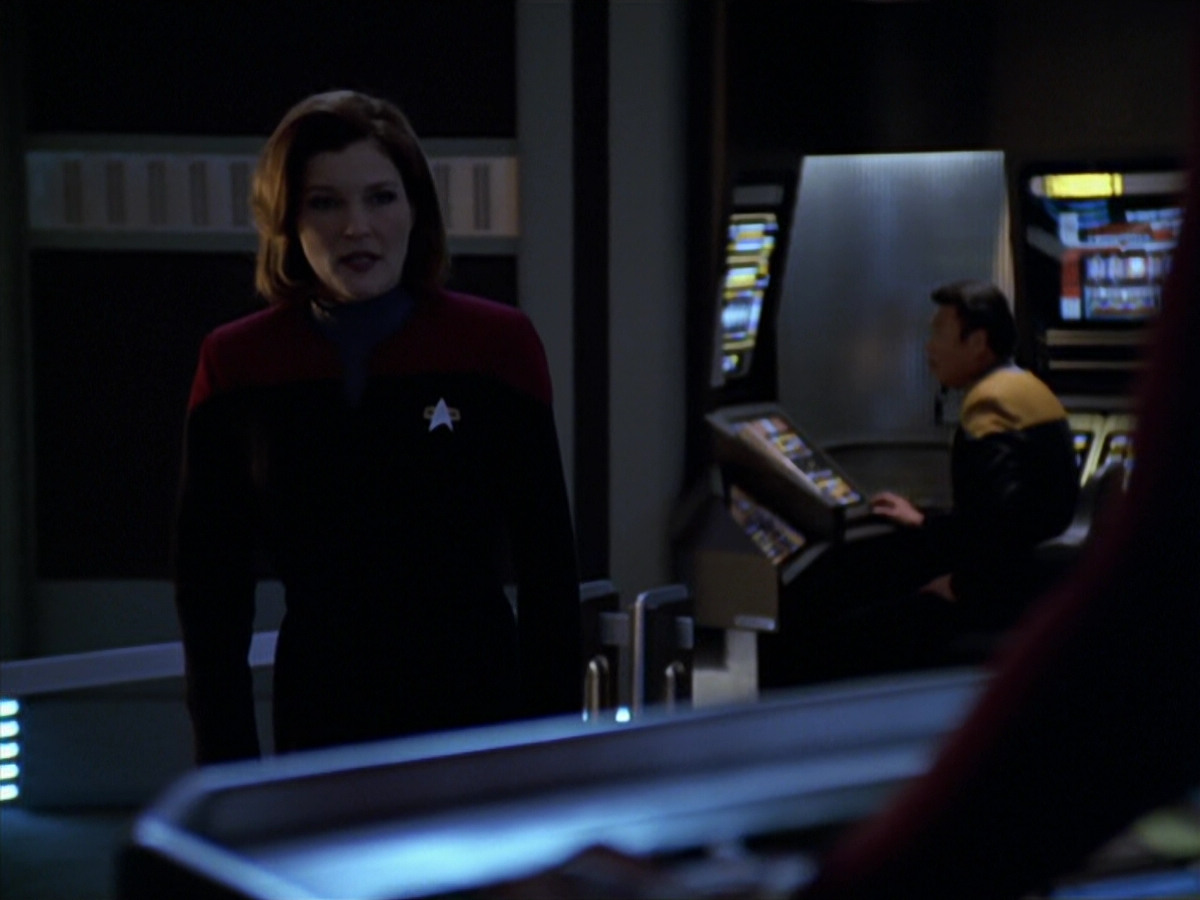 extant_StarTrek_VOY_5x20-ThinkTank_00771.jpg