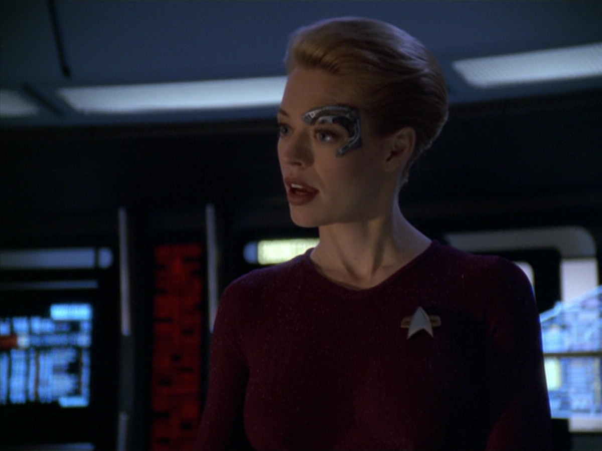 extant_StarTrek_VOY_5x20-ThinkTank_00777.jpg