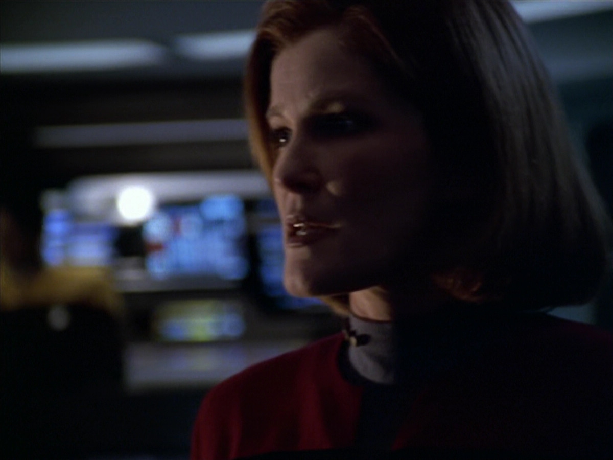 extant_StarTrek_VOY_5x20-ThinkTank_00780.jpg