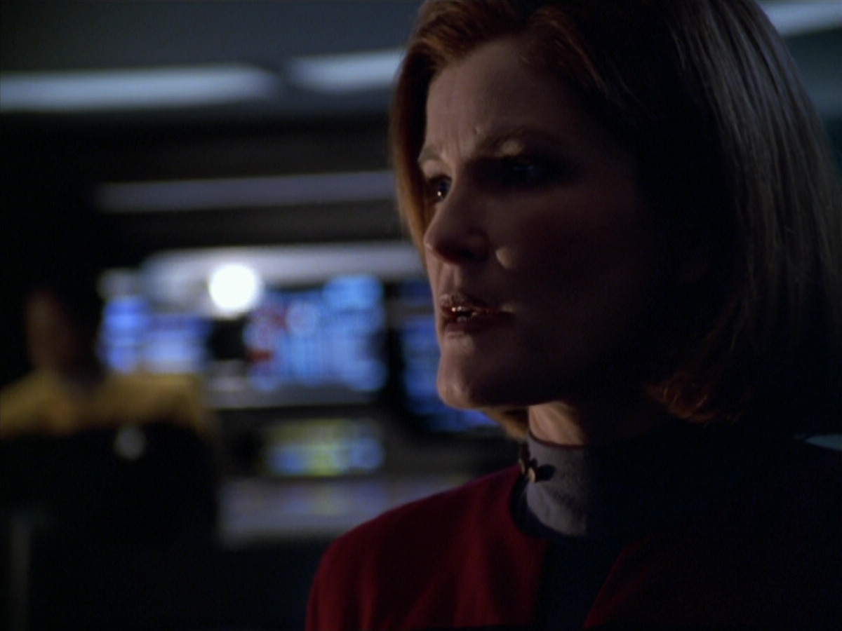 extant_StarTrek_VOY_5x20-ThinkTank_00783.jpg