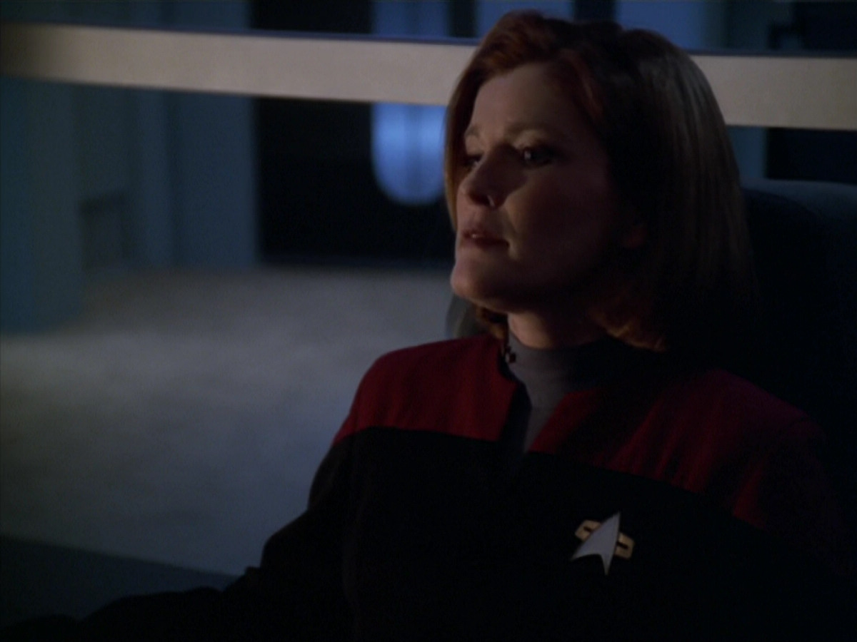 extant_StarTrek_VOY_5x20-ThinkTank_00803.jpg